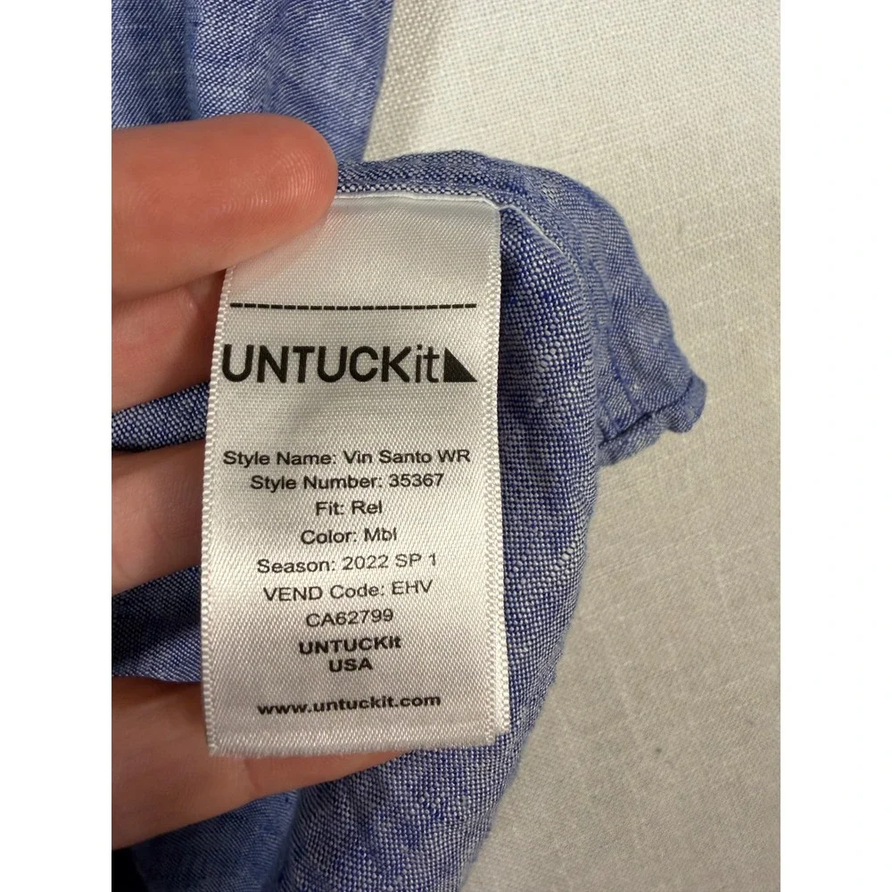 UNTUCKit smart buttoned single